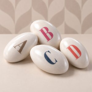 Confetti Personalizzati con lettere box da 200 g | CuorDì mandorla e cioccolato Confetteria Leonetti